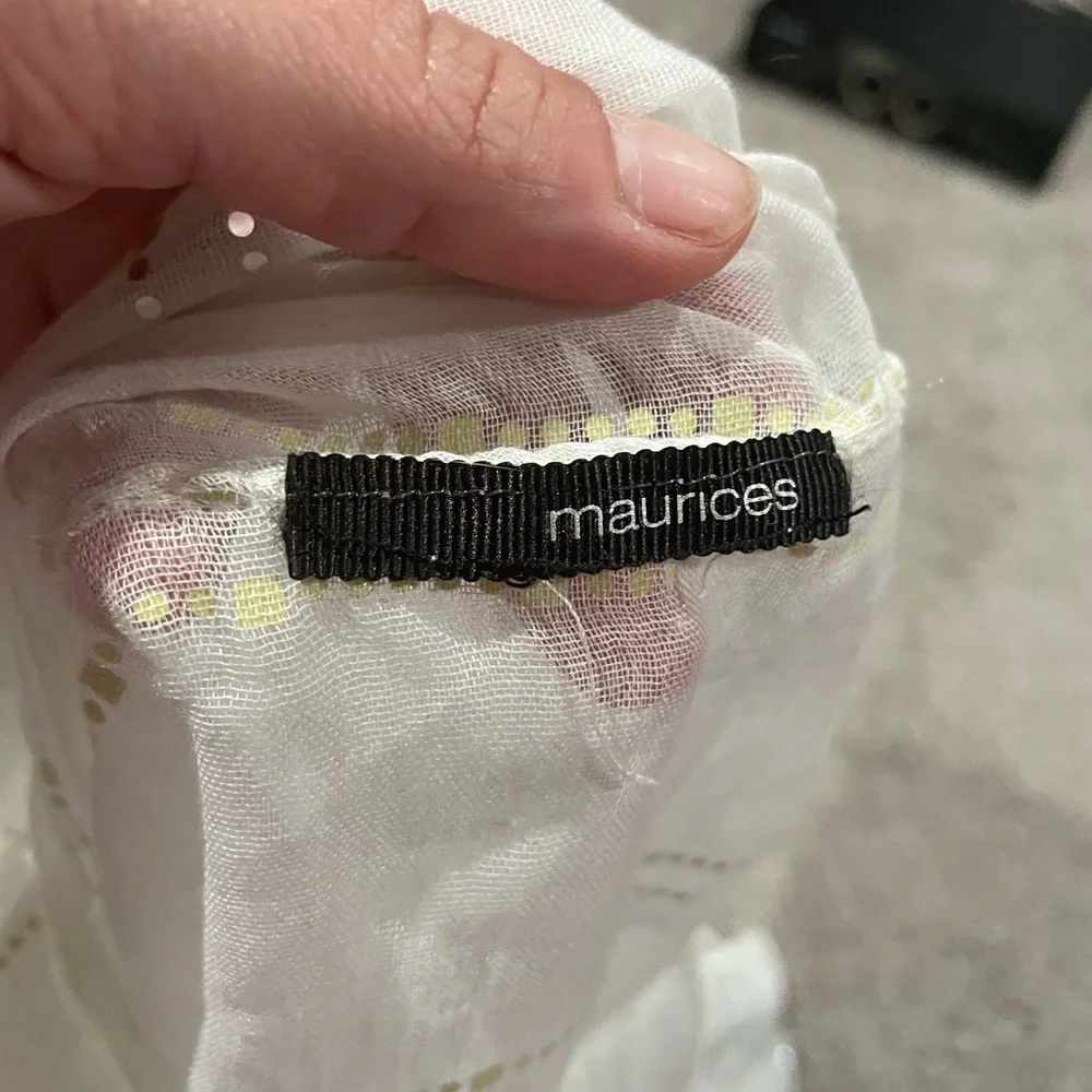 MAURICES White infinity scarf w/silver sparkly detail